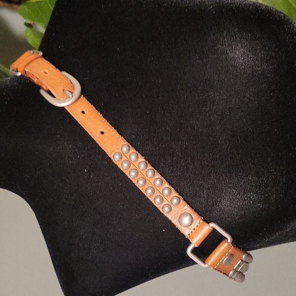 3 strand brown leather studded belt - Picture 6 of 6